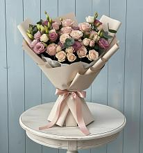 Букет цветов из:  Розы и Лизиантусы в Губино