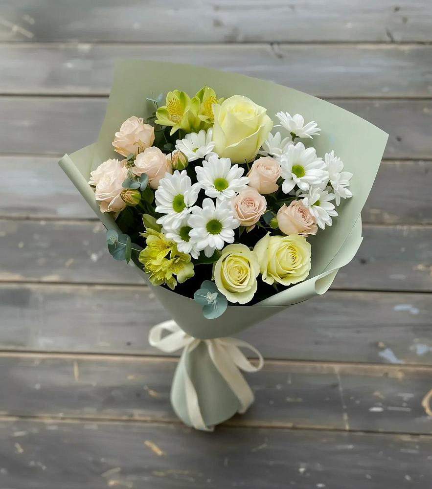 Букет цветов из: Альстромерии, Розы и Хризантемы в Губино