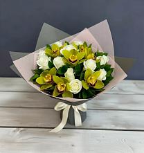 Букет цветов из:  Орхидеи и Розы в Губино