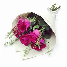 Букет цветов из:  Розы в Губино