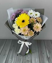 Букет цветов из:  Розы, Герберы и Хризантемы в Губино