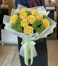 Букет цветов из:  Хризантемы и Розы в Губино