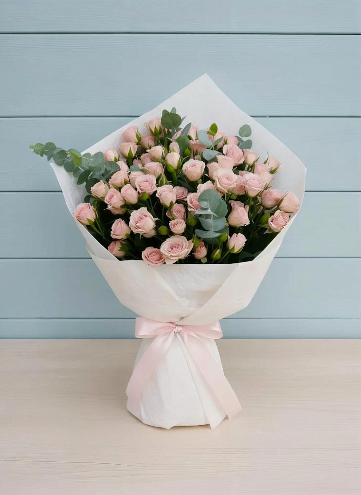 Букет цветов из: Розы в Губино