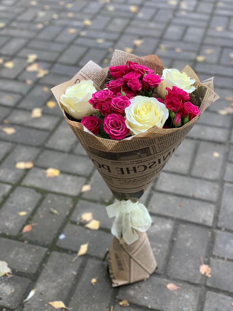 Букет цветов из: Розы в Губино