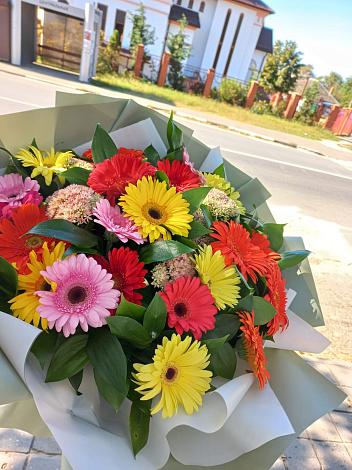 Букет цветов из: Герберы в Губино