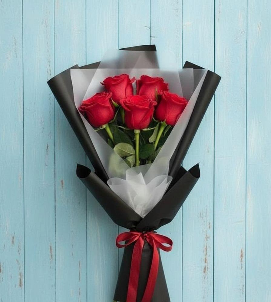 Букет цветов из: Розы в Губино