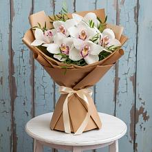 Букет цветов из:  Орхидеи и Розы в Губино